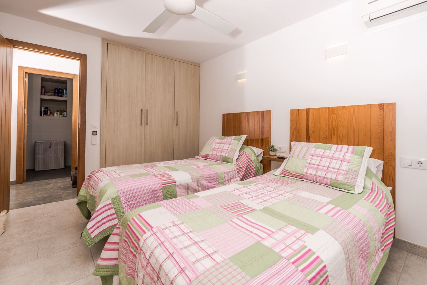 4 Zimmer Villa zu verkaufen in Javea / Xabia mit Pool Garage - 1.150.000 € (Ref: 9657962)