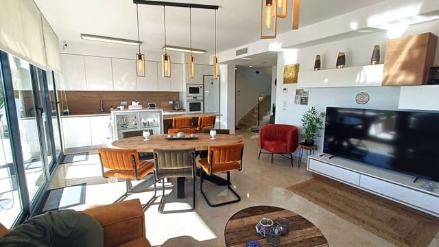 3 Zimmer Villa zu verkaufen in Algorfa mit Pool Garage - 729.000 € (Ref: 9657964)