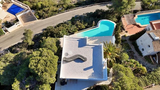 4 sypialnia Willa na sprzedaż w La Granadella  - Costa Nova, Javea / Xàbia z basenem - 1 490 000 € (Ref: 9657967)