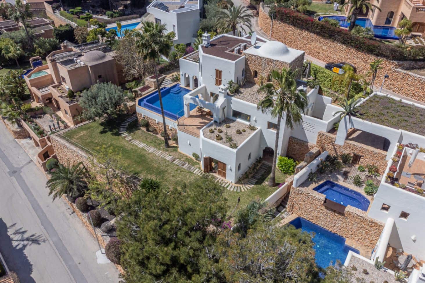 3 makuuhuone Huvila myytävänä paikassa Moraira mukana uima-altaan - 1 995 000 € (Ref: 9657970)