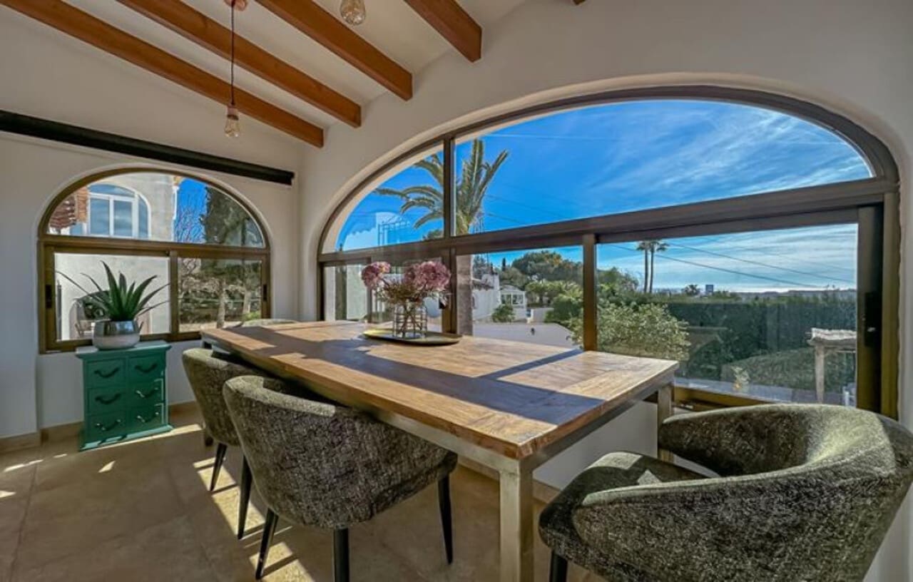 6 sypialnia Willa na sprzedaż w Calpe / Calp z basenem - 749 000 € (Ref: 9657975)