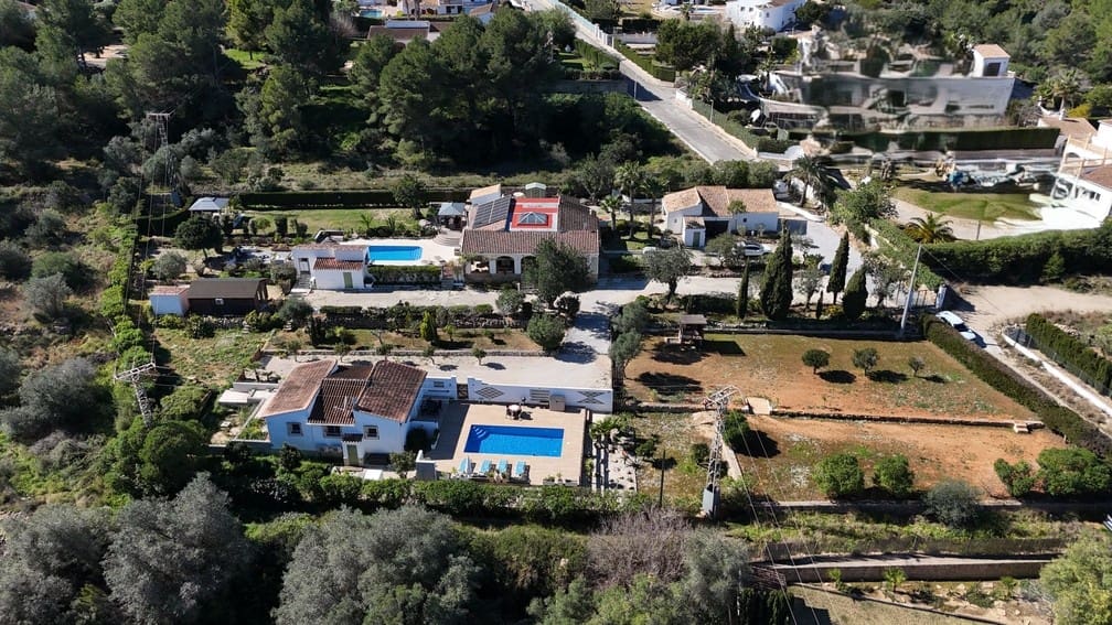 4 Zimmer Villa zu verkaufen in Javea / Xabia mit Pool Garage - 1.595.000 € (Ref: 9657978)