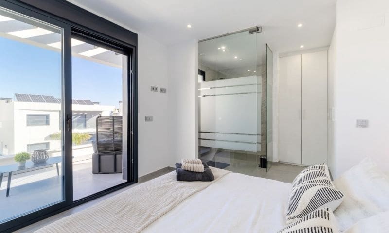 3 sovrum Villa till salu i Algorfa med pool garage - 549 900 € (Ref: 9657982)