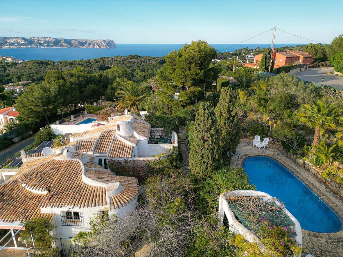 6 makuuhuone Huvila myytävänä paikassa Javea / Xabia - 950 000 € (Ref: 9657992)