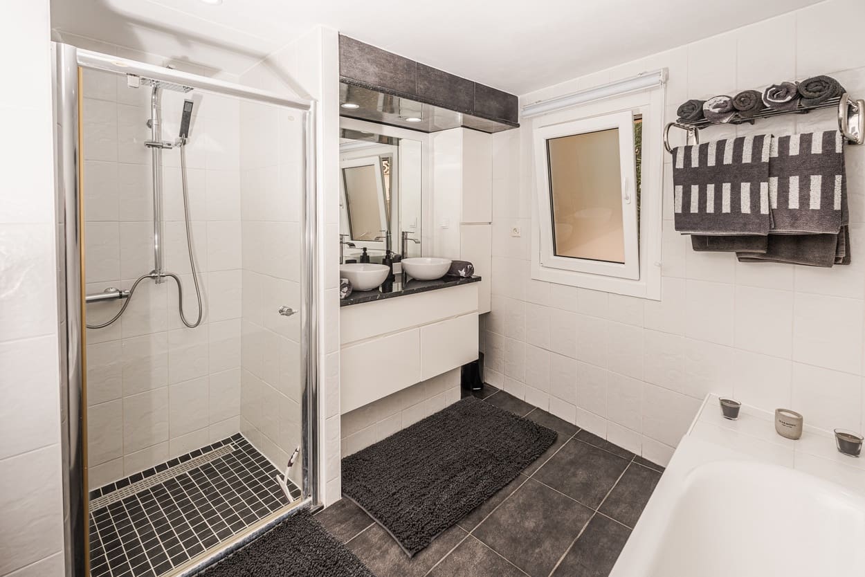 Chalet de 4 habitaciones en Javea / Xàbia en venta con piscina garaje - 799.950 € (Ref: 9657999)