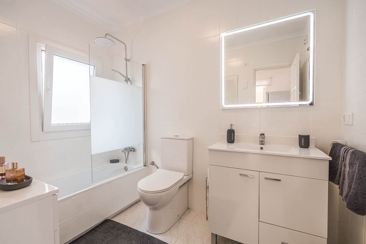 Chalet de 4 habitaciones en Javea / Xàbia en venta con piscina garaje - 799.950 € (Ref: 9657999)