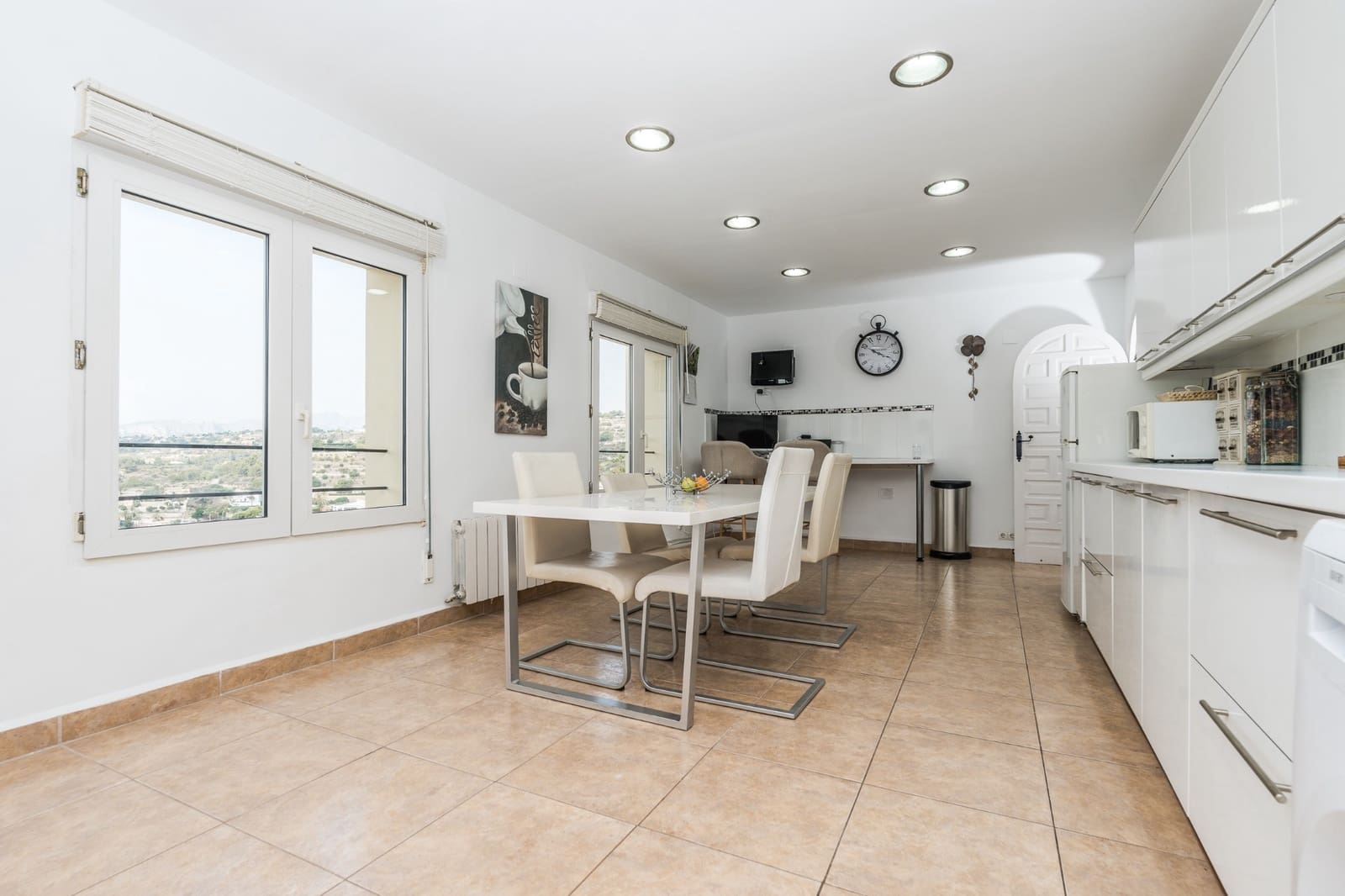 7 bedroom Villa for sale in Benissa with pool garage - € 640,000 (Ref: 9658000)