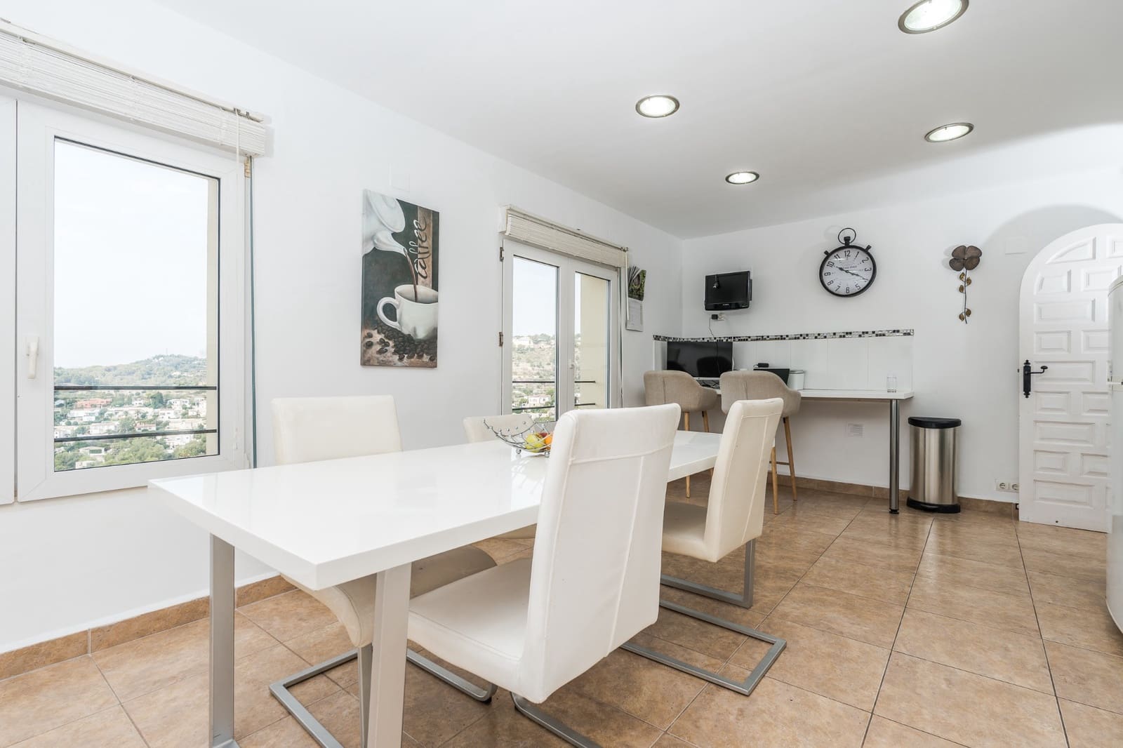 7 bedroom Villa for sale in Benissa with pool garage - € 640,000 (Ref: 9658000)