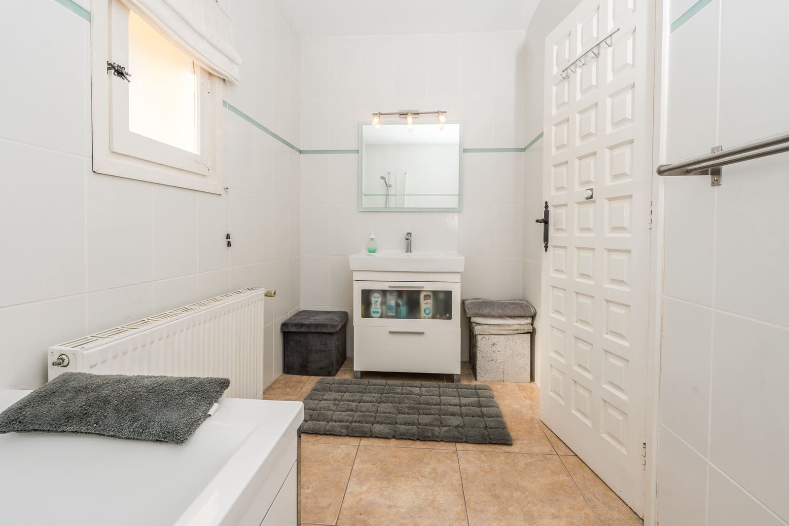 7 bedroom Villa for sale in Benissa with pool garage - € 640,000 (Ref: 9658000)