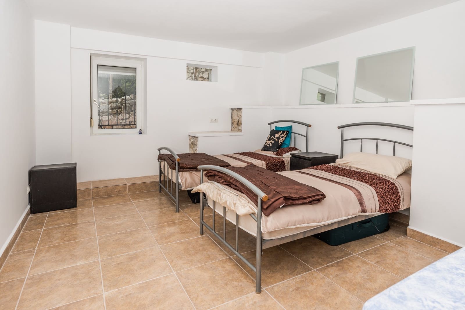 7 bedroom Villa for sale in Benissa with pool garage - € 640,000 (Ref: 9658000)