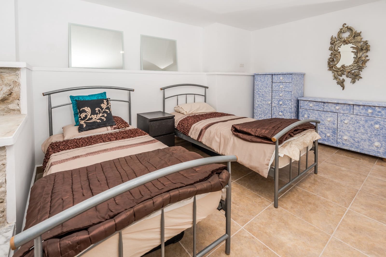 7 bedroom Villa for sale in Benissa with pool garage - € 640,000 (Ref: 9658000)