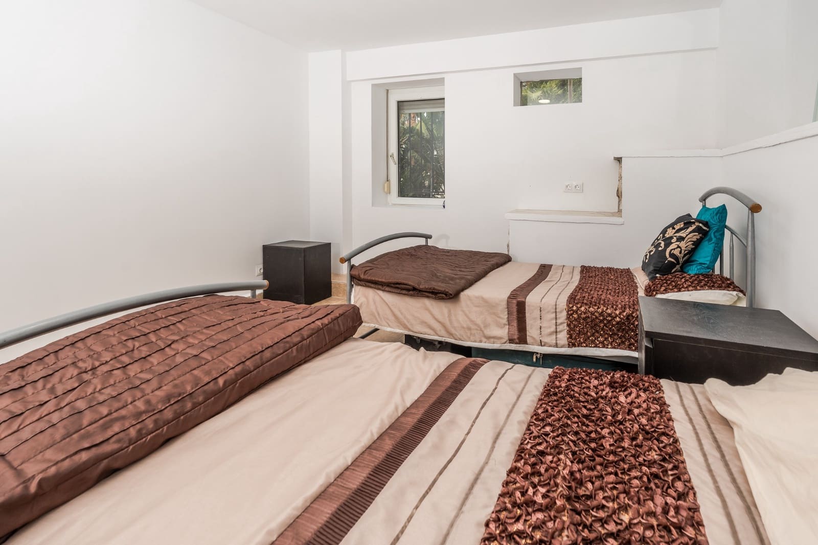 7 bedroom Villa for sale in Benissa with pool garage - € 640,000 (Ref: 9658000)