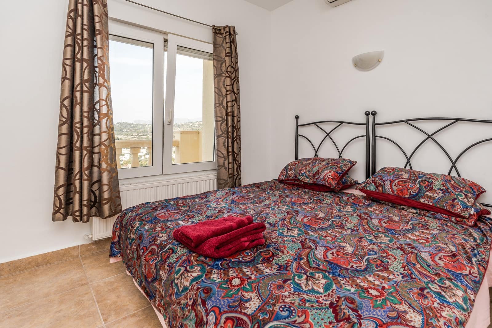 7 bedroom Villa for sale in Benissa with pool garage - € 640,000 (Ref: 9658000)