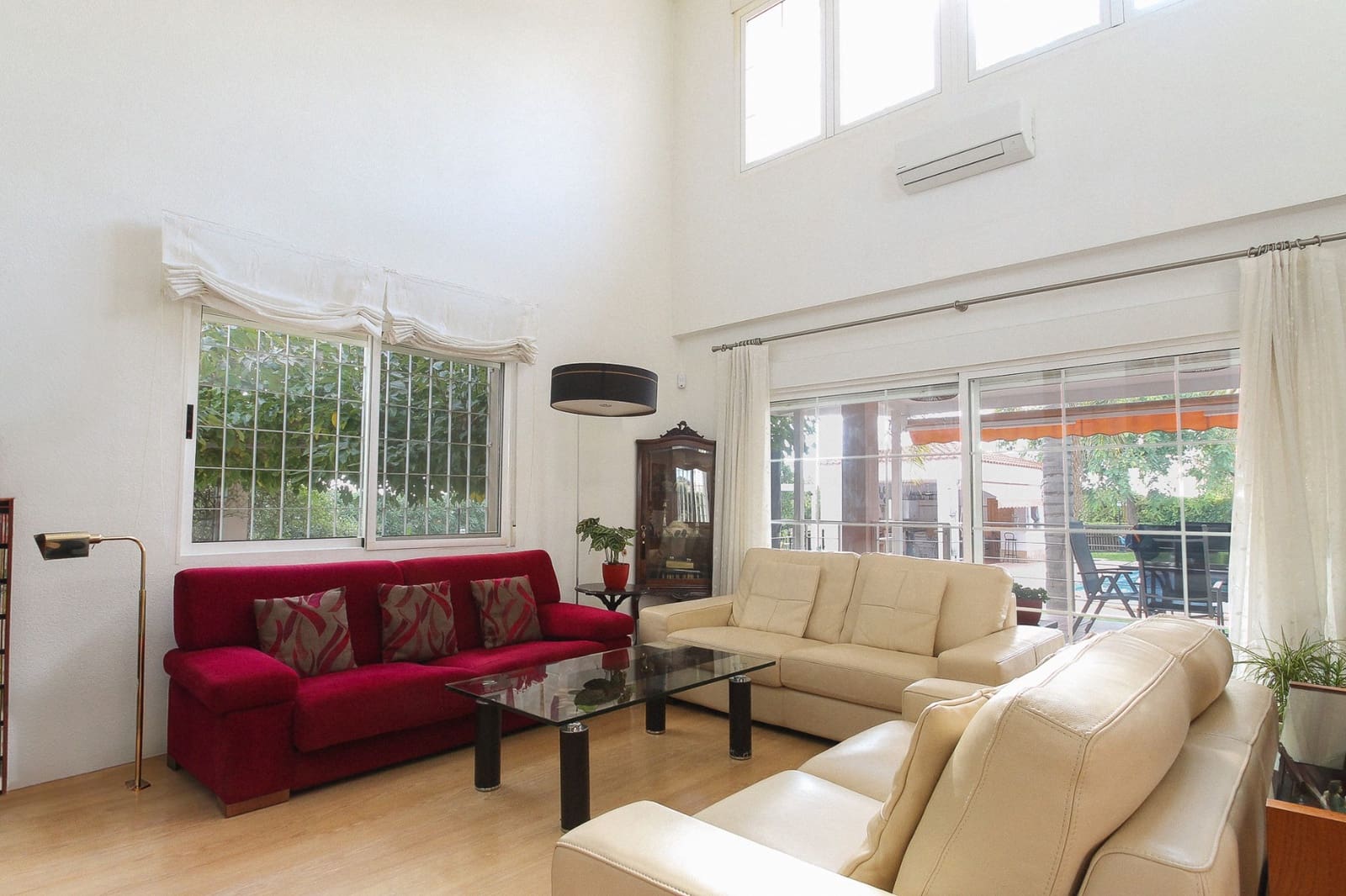 6 makuuhuone Huvila myytävänä paikassa San Vicente / Sant Vicent del Raspeig - 895 000 € (Ref: 9658006)