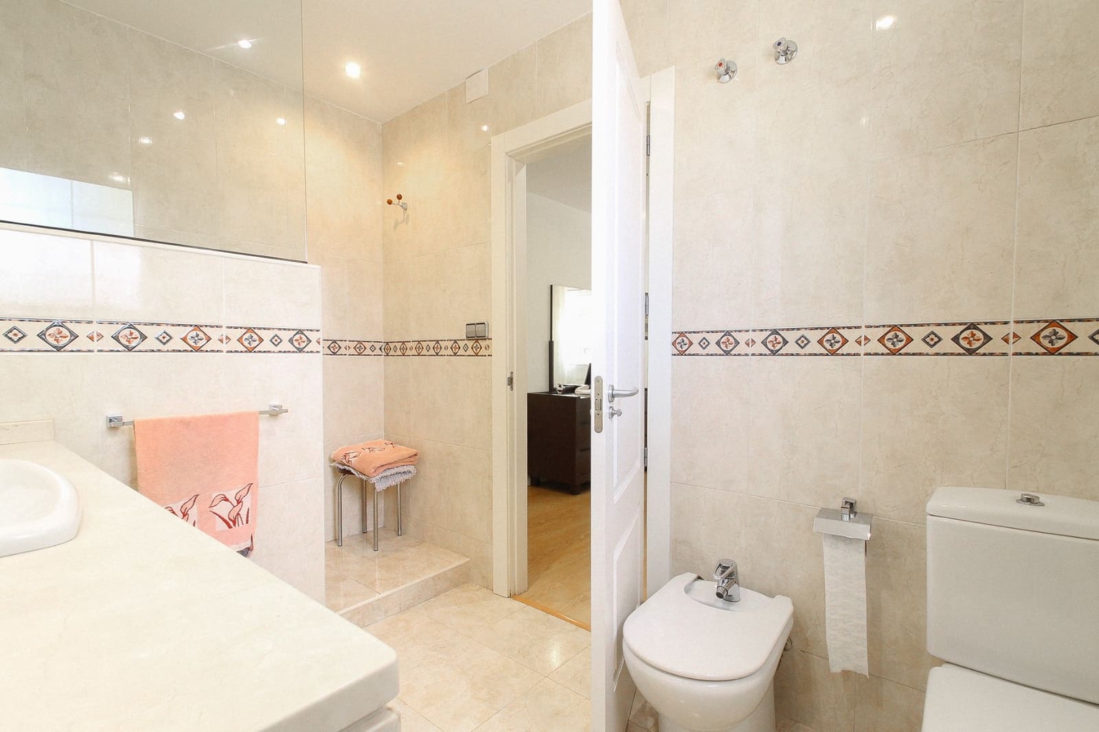 6 makuuhuone Huvila myytävänä paikassa San Vicente / Sant Vicent del Raspeig - 895 000 € (Ref: 9658006)