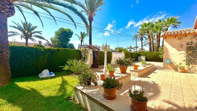 3 chambre Villa/Maison à vendre à Cabo Roig, Orihuela avec piscine - 850 000 € (Ref: 9658008)