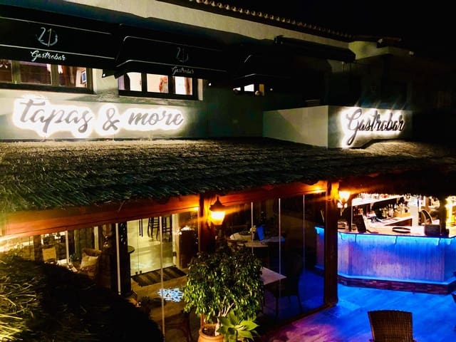 9 quarto Comercial para venda em Pinar del Advocat - Cometa, Teulada-Moraira - 2 300 000 € (Ref: 9659267)