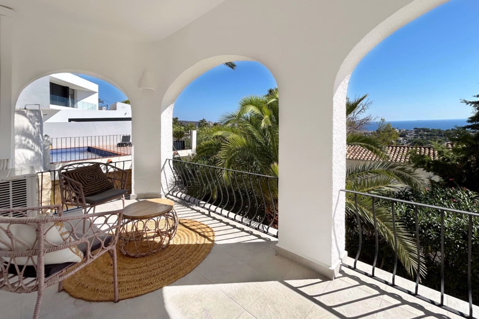 4 bedroom Villa for sale in Moraira with pool garage - € 1,199,000 (Ref: 9669202)