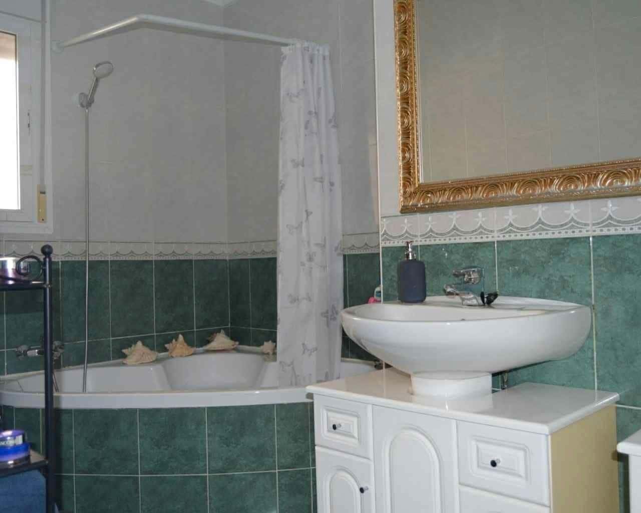 7 bedroom Villa for sale in Rojales with pool - € 525,000 (Ref: 9670333)