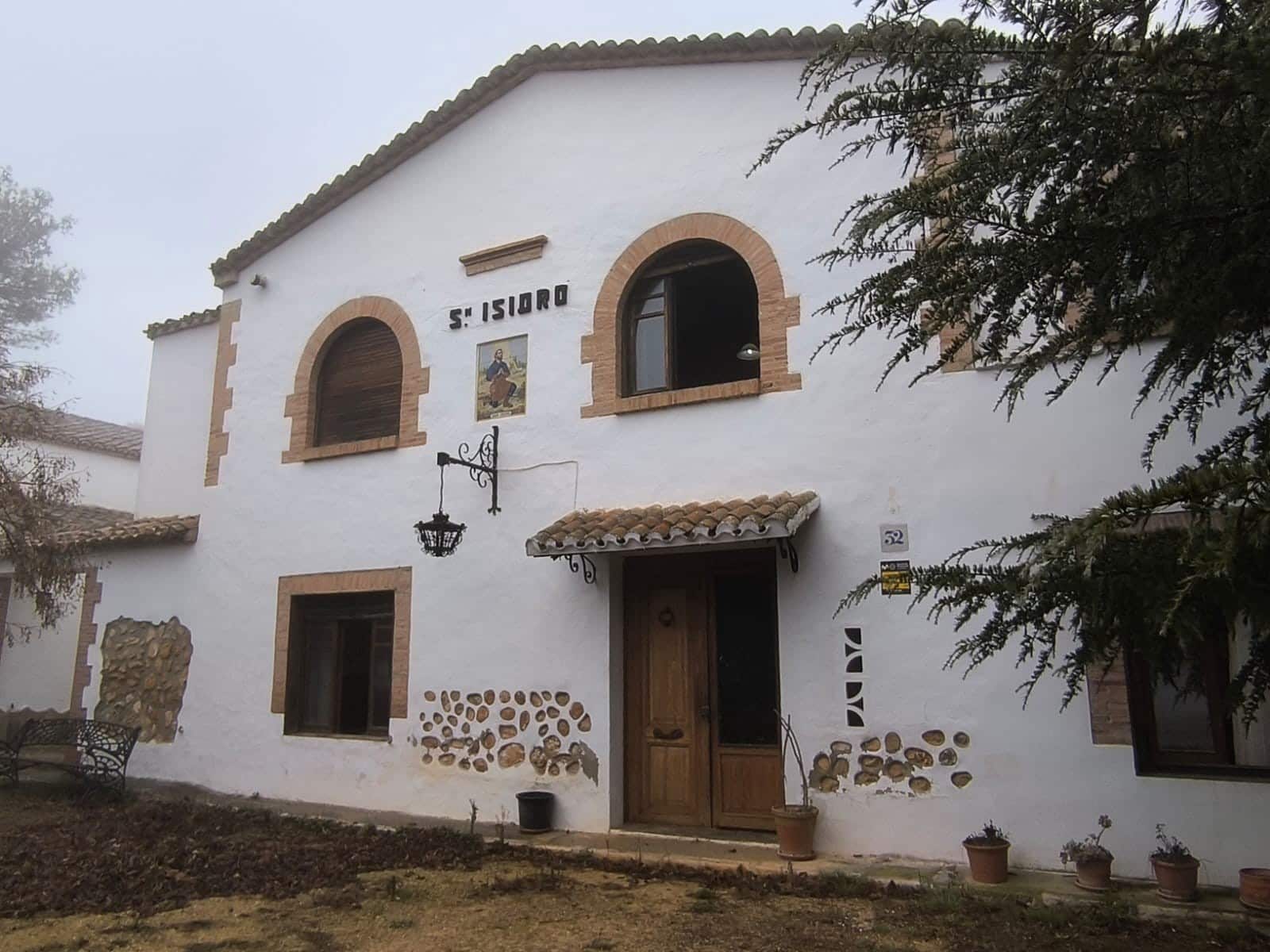 22 bedroom Commercial for sale in Banyeres de Mariola - € 1,750,000 (Ref: 9686018)