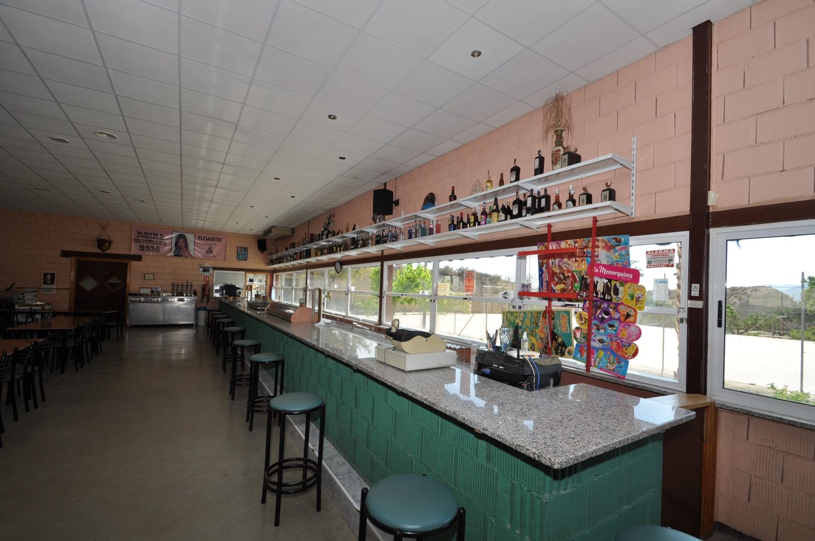 4 bedroom Commercial for sale in Abanilla with pool garage - € 2,799,995 (Ref: 9696953)