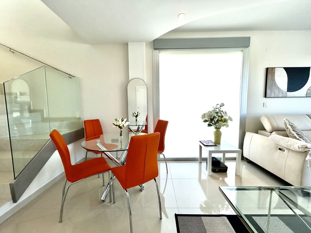 Chalet de 3 habitaciones en Villamartin en venta con garaje - 550.000 € (Ref: 9696955)