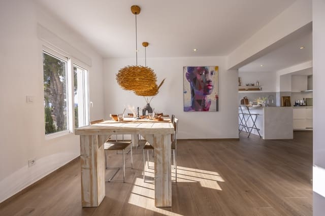 5 bedroom Villa for sale in Montgó - Ermita, Javea / Xàbia with pool - € 1,795,000 (Ref: 9696959)