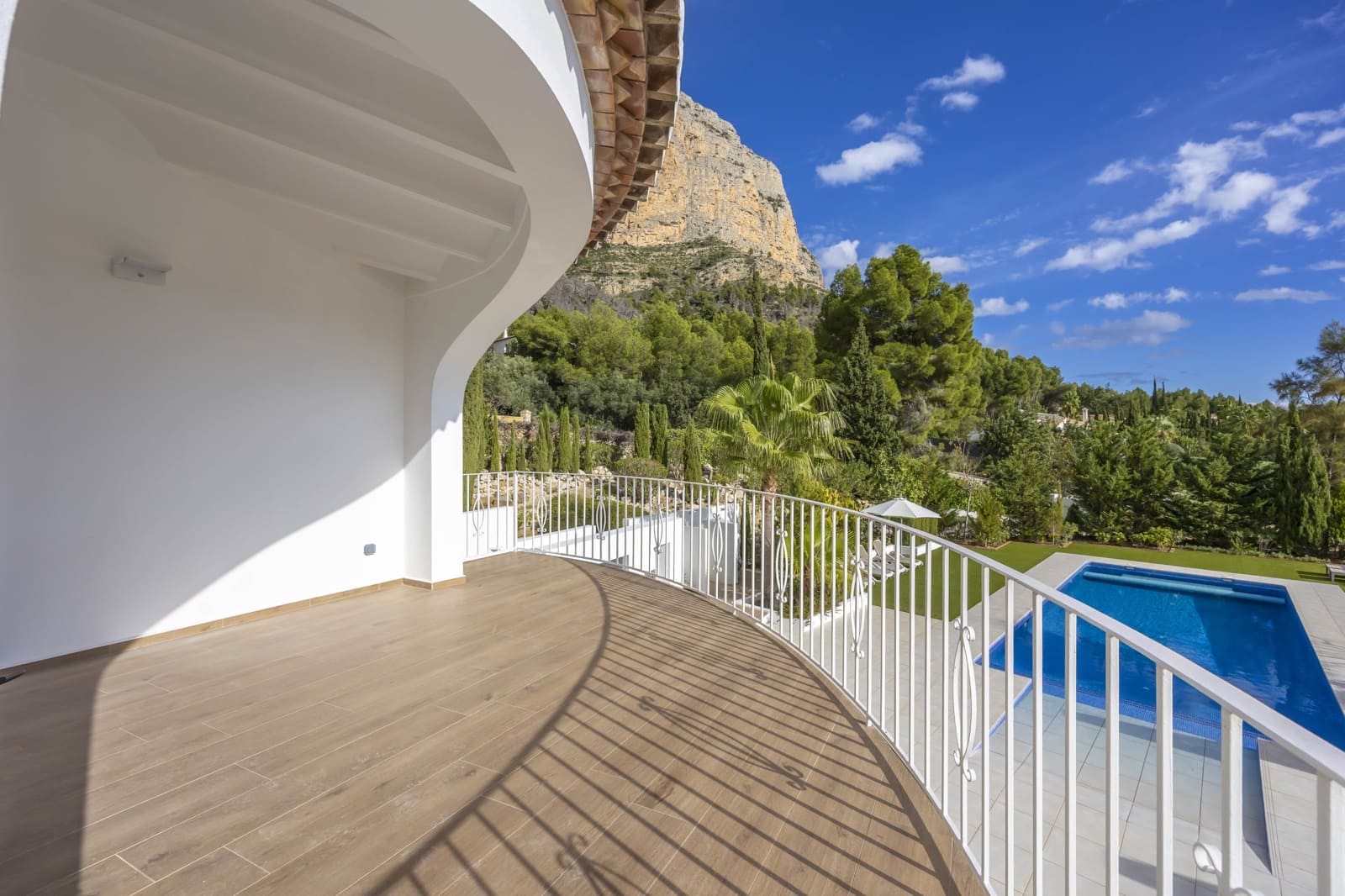 5 soveværelse Villa til salg i Javea / Xabia med swimmingpool - € 1.795.000 (Ref: 9696959)