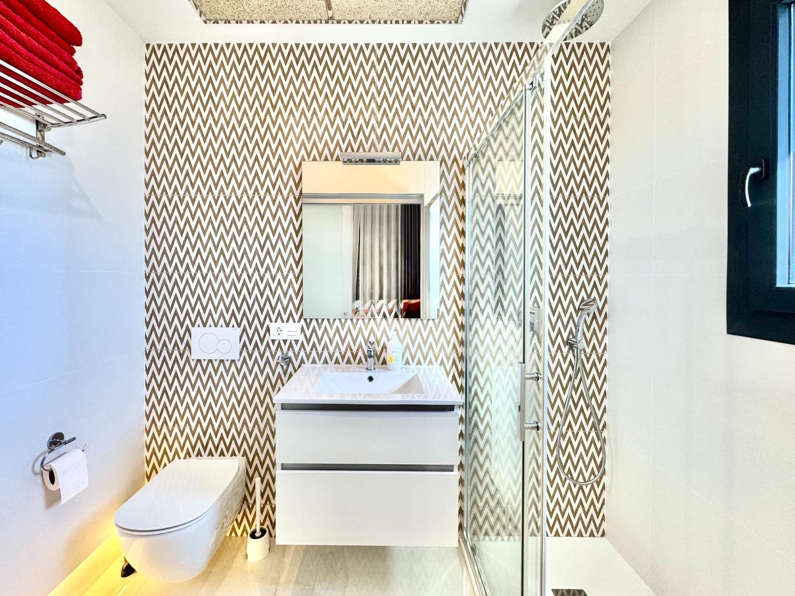 4 soveværelse Villa til salg i Orihuela Costa med swimmingpool garage - € 750.000 (Ref: 9704877)