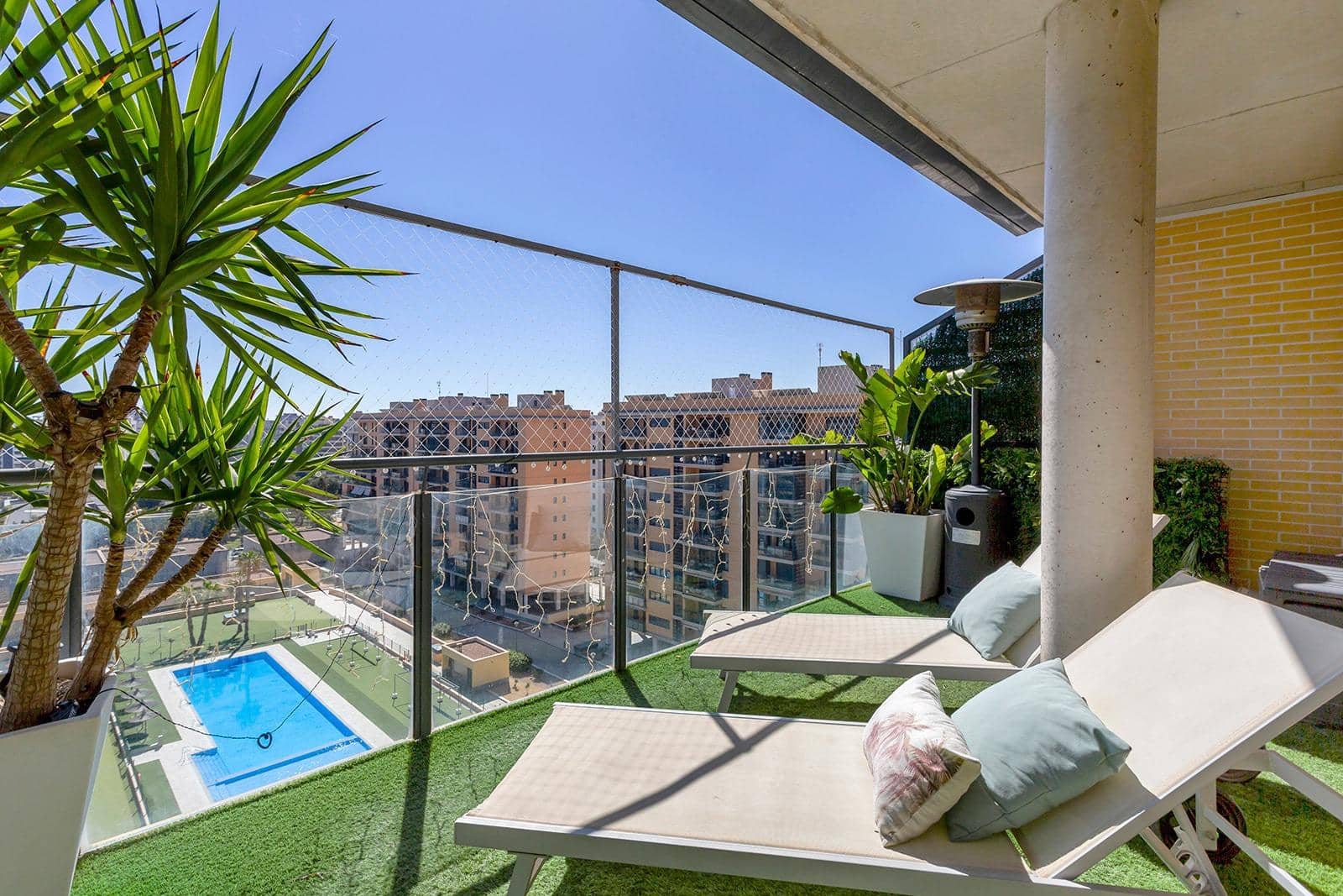 3 soveværelse Penthouse til salg i Alicante by med swimmingpool garage - € 1.100.000 (Ref: 9704880)