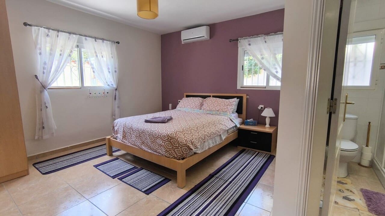 7 Zimmer Villa zu verkaufen in Ciudad Quesada mit Pool Garage - 599.950 € (Ref: 9706005)