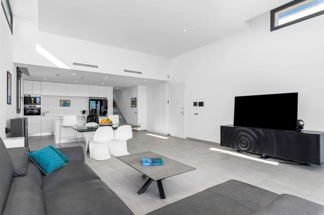 4 chambre Villa/Maison à vendre à San Miguel de Salinas avec piscine - 695 000 € (Ref: 9714099)