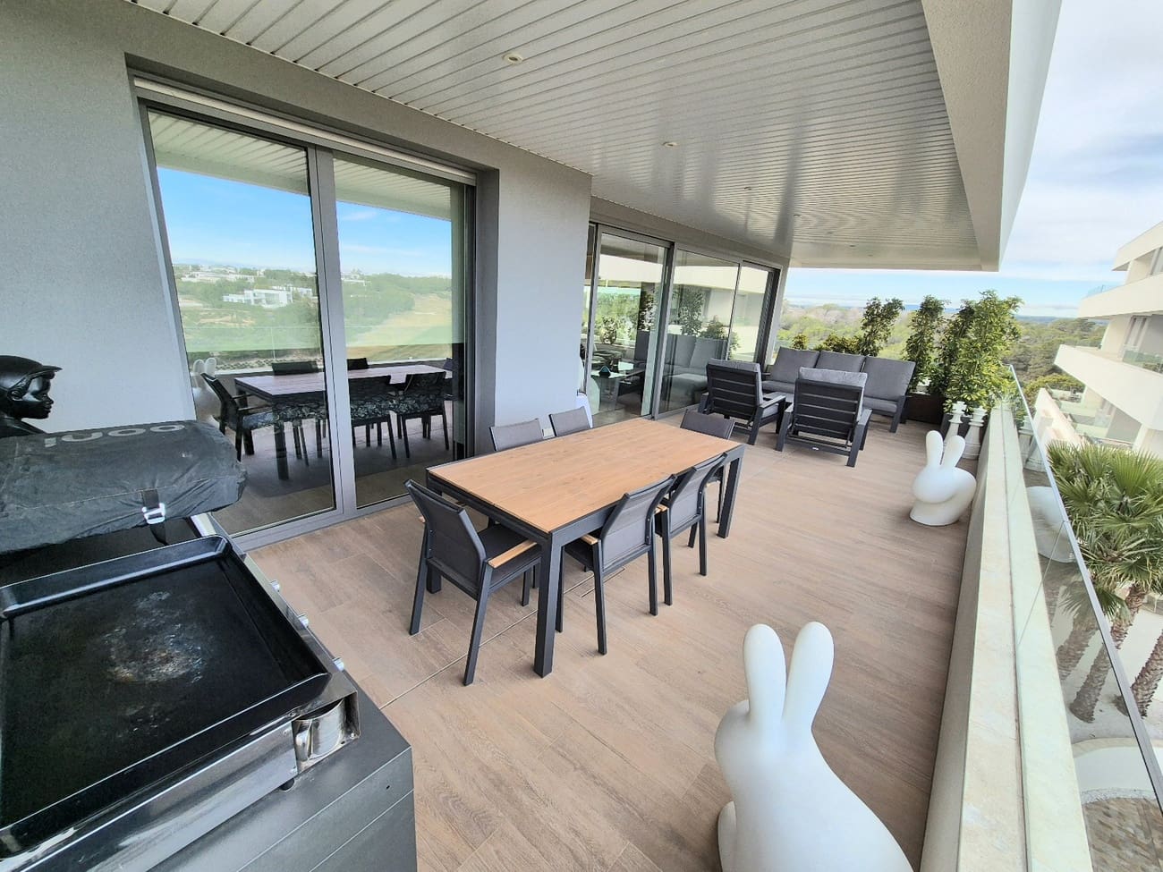 3 bedroom Apartment for sale in Las Colinas Golf with pool - € 829,000 (Ref: 9714101)