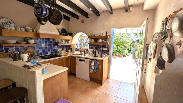 5 chambre Villa/Maison à vendre à Centro ciudad, Javea / Xàbia avec piscine garage - 649 000 € (Ref: 9721110)