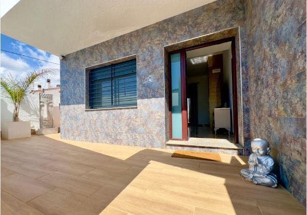 4 quarto Moradia para venda em Pilar de la Horadada com piscina - 595 000 € (Ref: 9721438)
