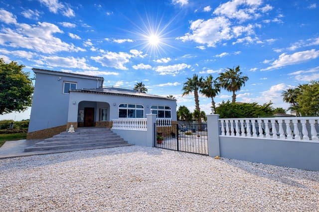 4 Zimmer Villa zu verkaufen in Catral mit Garage - 549.000 € (Ref: 9721440)