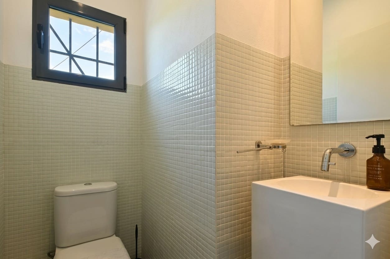 2 slaapkamer Villa te koop in Benissa met zwembad - € 590.000 (Ref: 9729516)