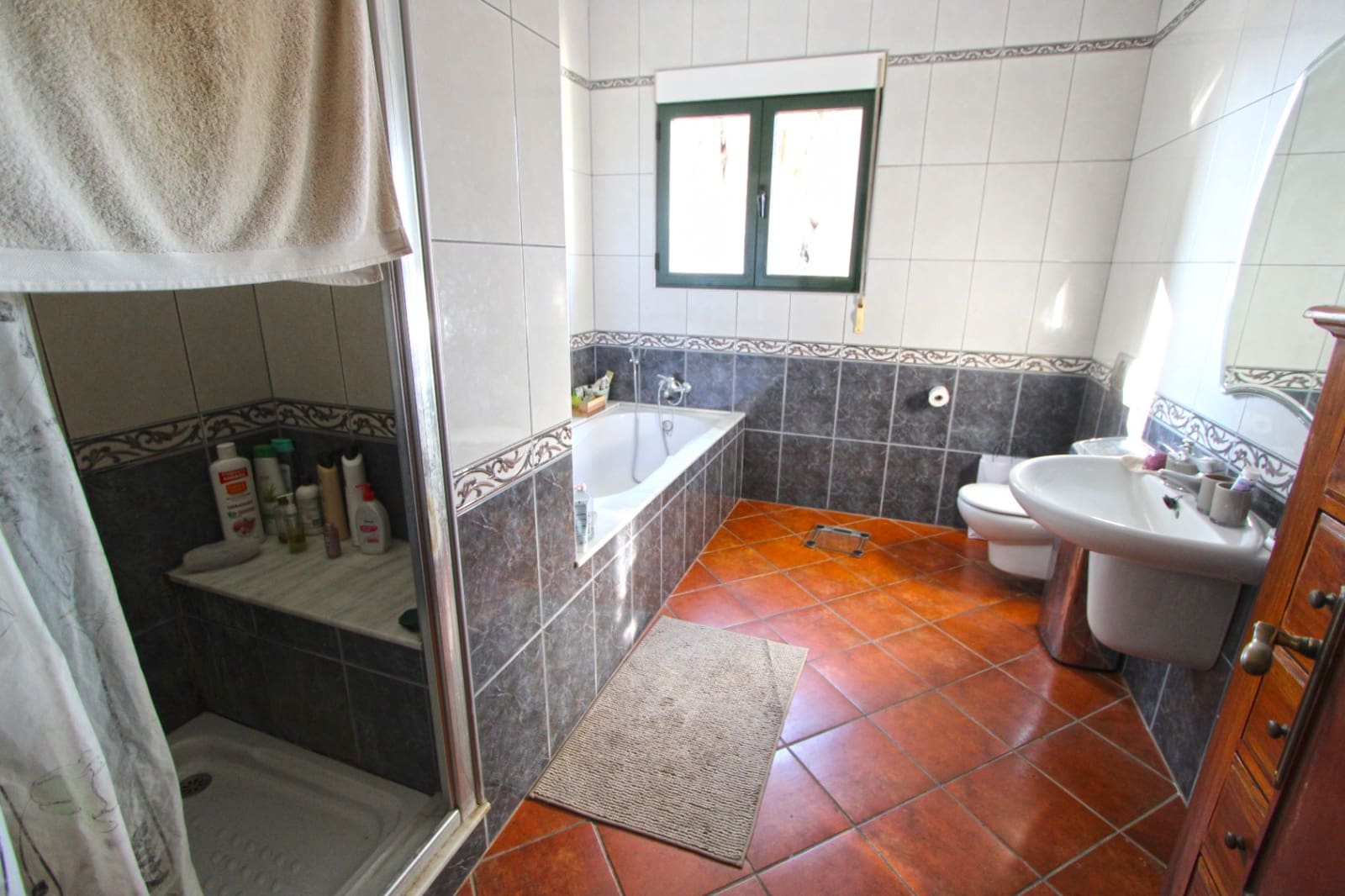 7 bedroom Villa for sale in Ondara with pool garage - € 1,499,000 (Ref: 9729781)