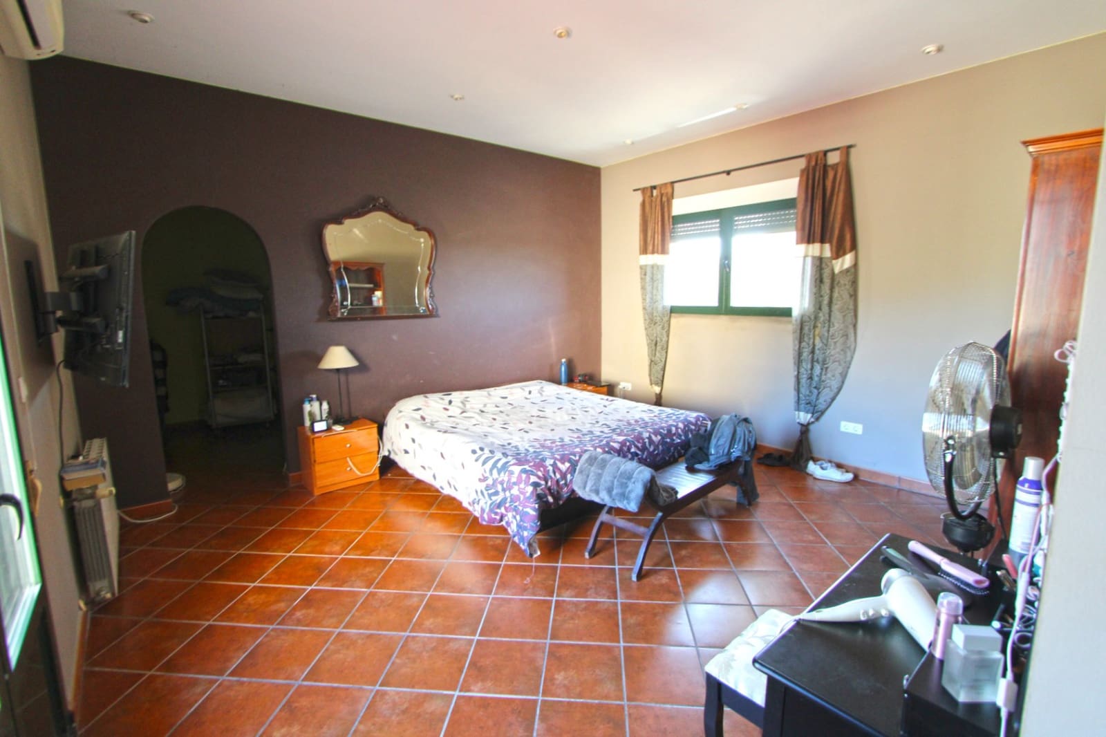 7 bedroom Villa for sale in Ondara with pool garage - € 1,499,000 (Ref: 9729781)