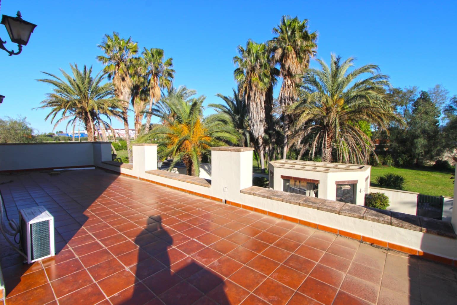 7 bedroom Villa for sale in Ondara with pool garage - € 1,499,000 (Ref: 9729781)