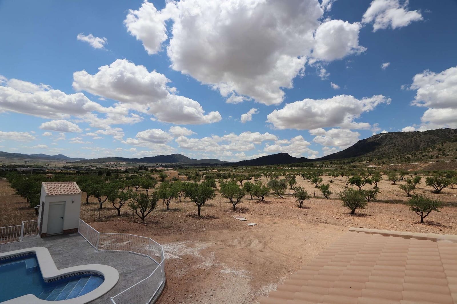 4 bedroom Villa for sale in Pinoso with pool - € 547,000 (Ref: 9729782)