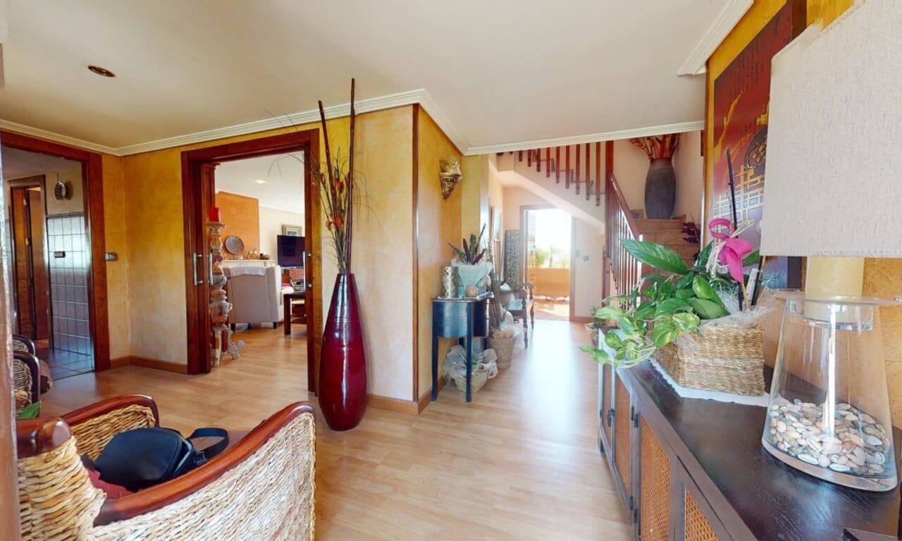 5 soveværelse Finca/Landehus til salg i La Campana - € 880.000 (Ref: 9729784)