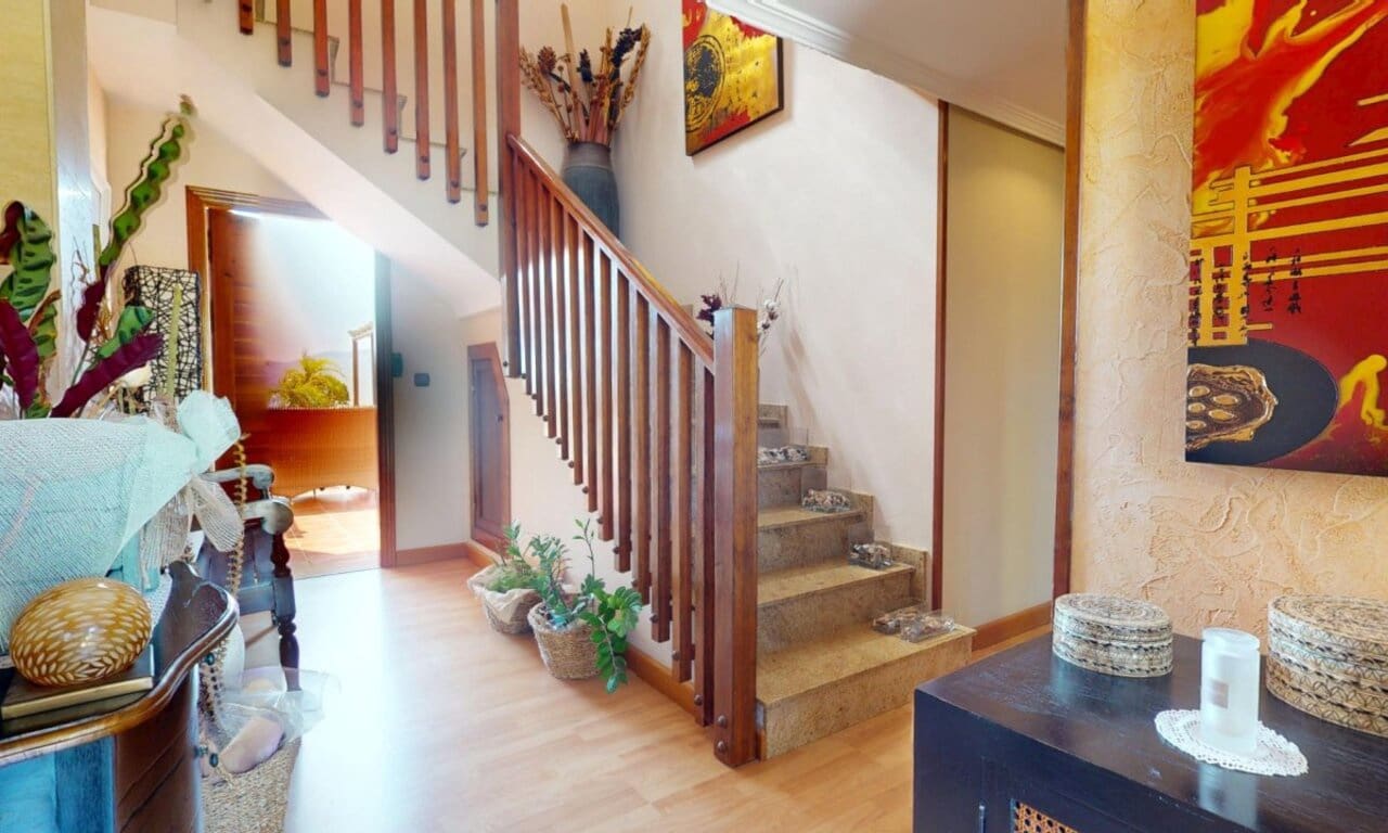 5 soveværelse Finca/Landehus til salg i La Campana - € 880.000 (Ref: 9729784)