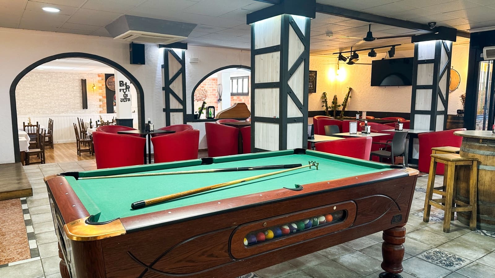 2 bedroom Commercial for sale in Torrevieja - € 560,000 (Ref: 9735972)