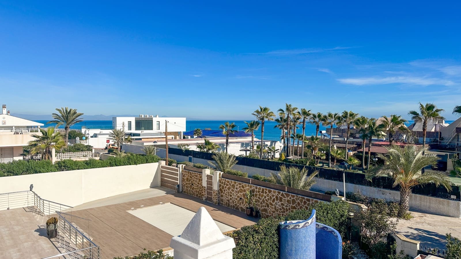 6 soveværelse Villa til salg i La Mata med swimmingpool garage - € 950.000 (Ref: 9735974)