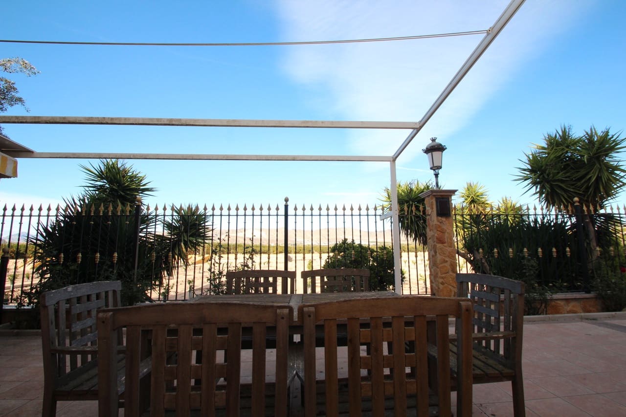 6 bedroom Finca/Country House for sale in La Murada - € 1,499,000 (Ref: 9735975)