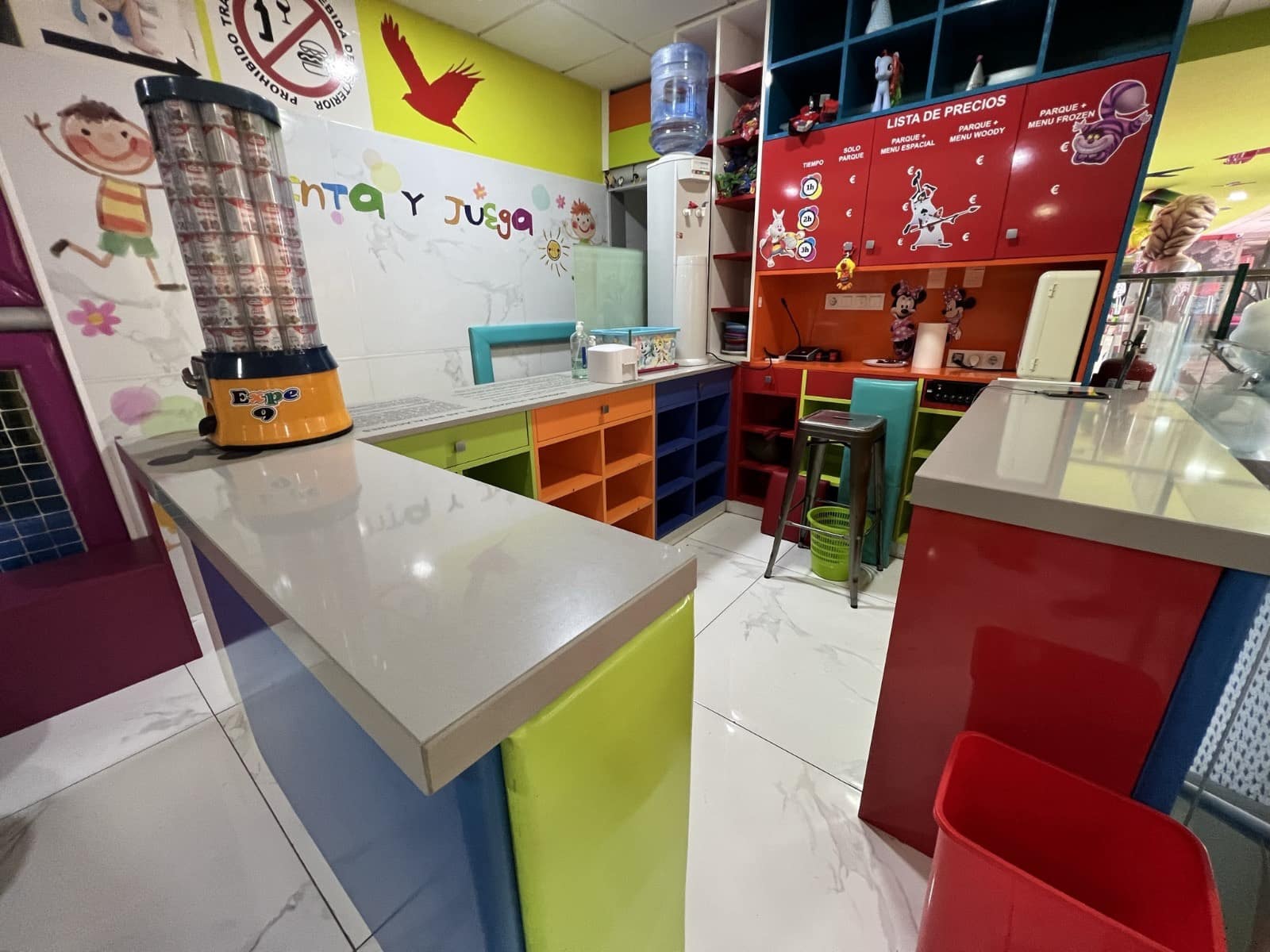 Gewerbe zu verkaufen in Torrevieja - 1.000.000 € (Ref: 9735976)