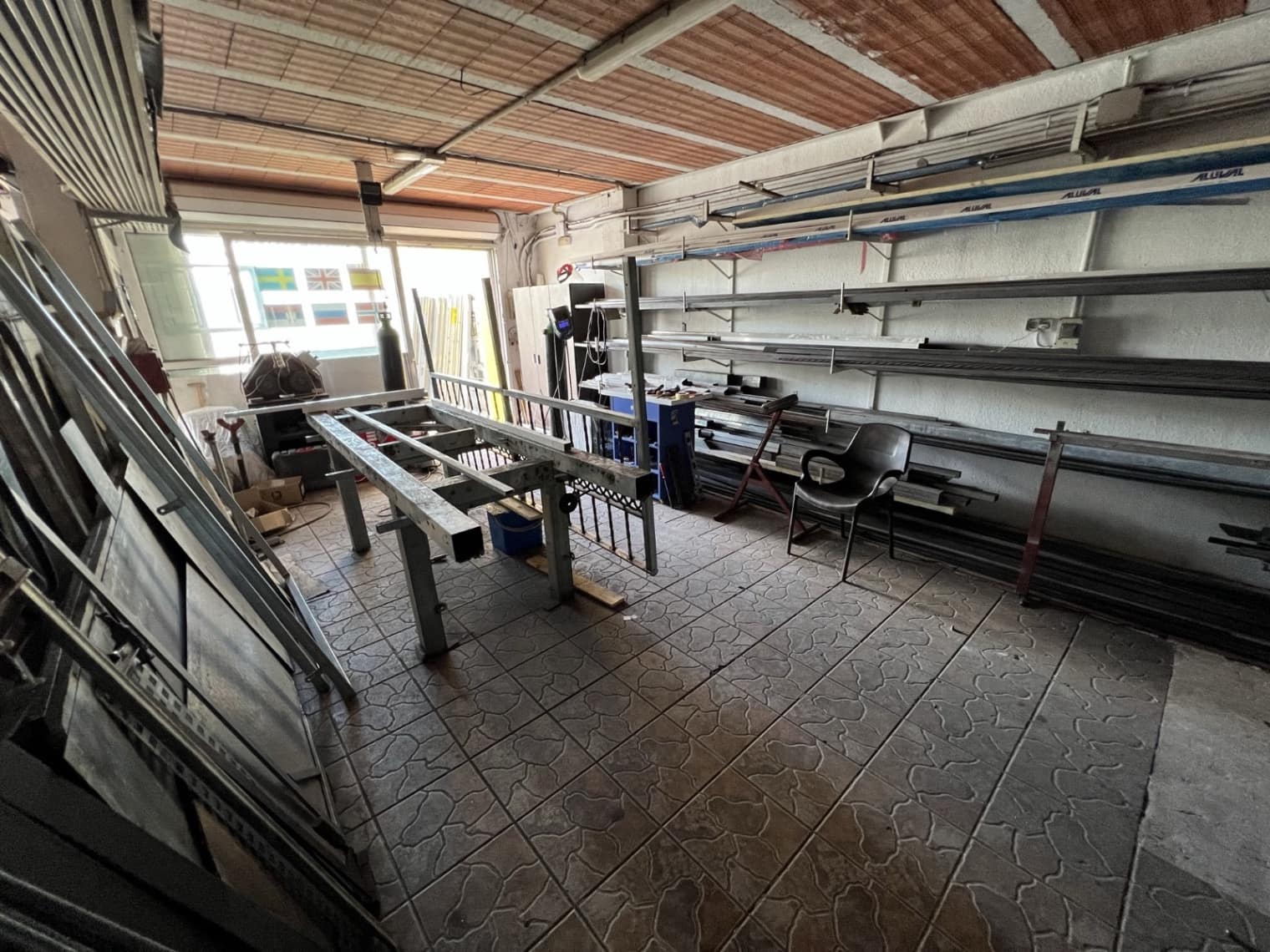 Gewerbe zu verkaufen in Torrevieja - 1.000.000 € (Ref: 9735976)