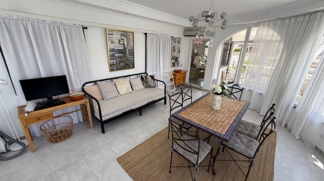 3 soverom Villa til salgs i El Chaparral - La Siesta - La Torreta, Torrevieja med garasje - € 645 000 (Ref: 9735979)