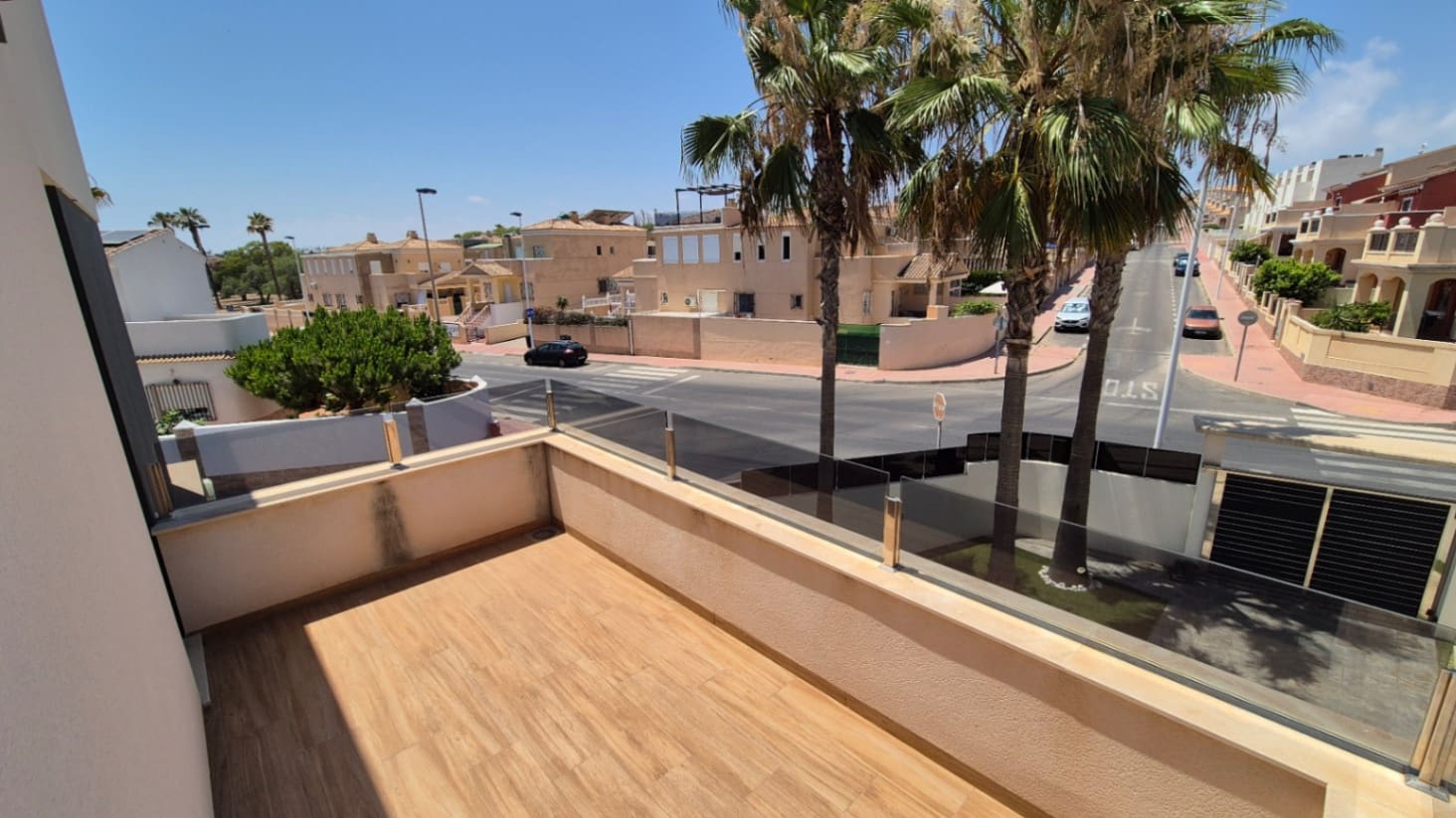 4 chambre Villa/Maison à vendre à Torrevieja avec garage - 785 000 € (Ref: 9735981)